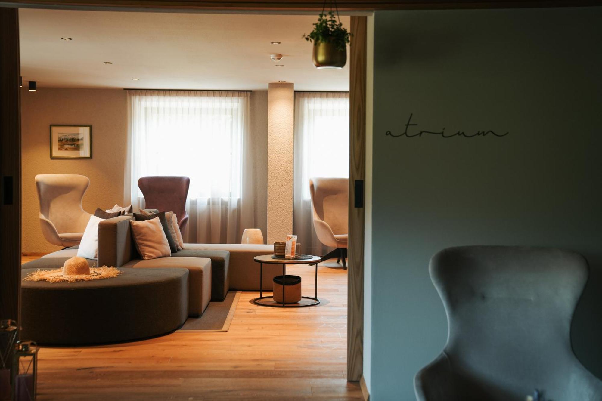 Hotel Seehof Nature Retreat Natz-Schabs Extérieur photo