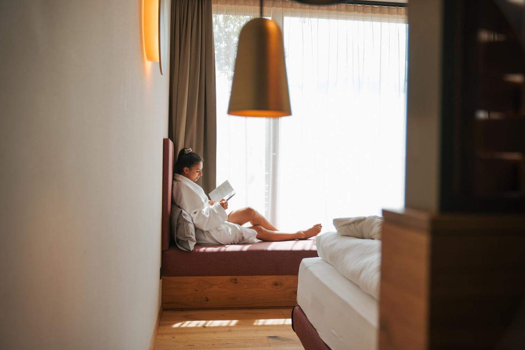 Hotel Seehof Nature Retreat Natz-Schabs Extérieur photo